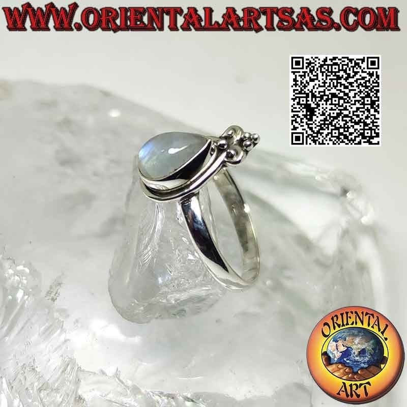 Silver ring with teardrop rainbow moonstone and lily