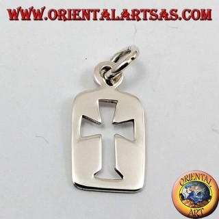 sculpté pendentif croix dans une plaque d'argent