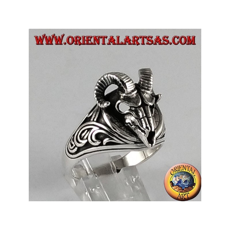 Anillo de plata ramskull