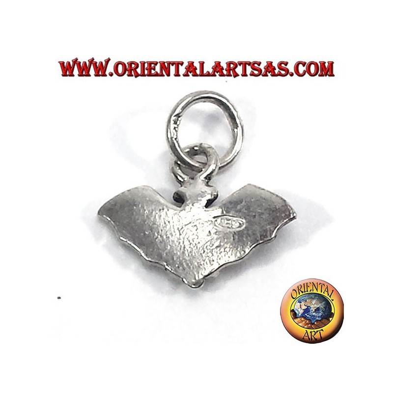 chauve-souris pendentif en argent avec des ailes ouvertes (petit)
