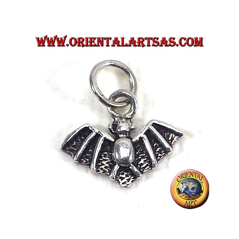 bate colgante de plata con las alas abiertas (pequeño)
