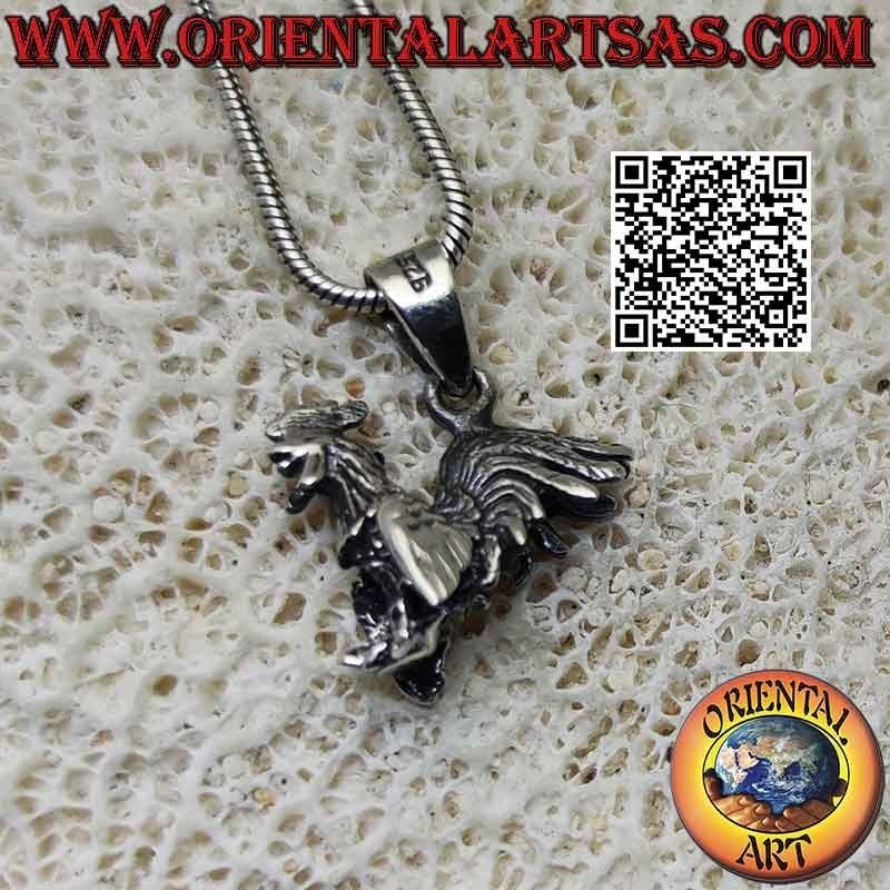 Ciondolo in argento a forma di gallo a passeggio (tridimensionale)