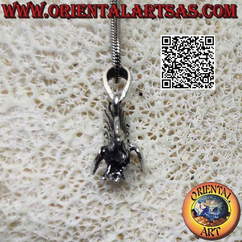 Colgante de plata en forma de gallo andante (tridimensional)
