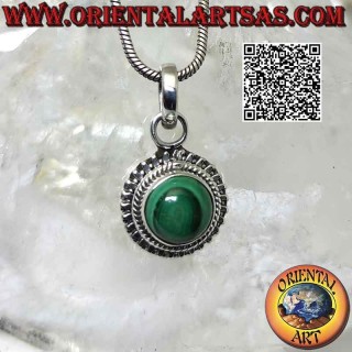 Pendentif en argent avec cabochon rond malachite entouré d'inserts entrelacés et lisses