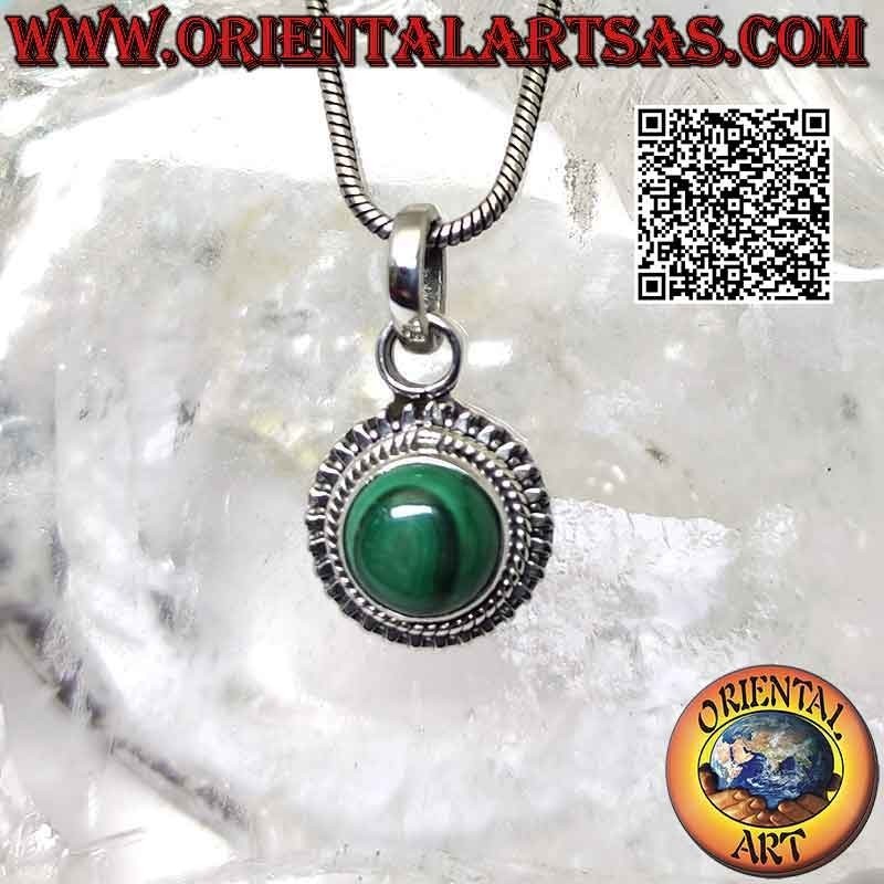 Silver pendant with round malachite, intertwining and smooth inserts