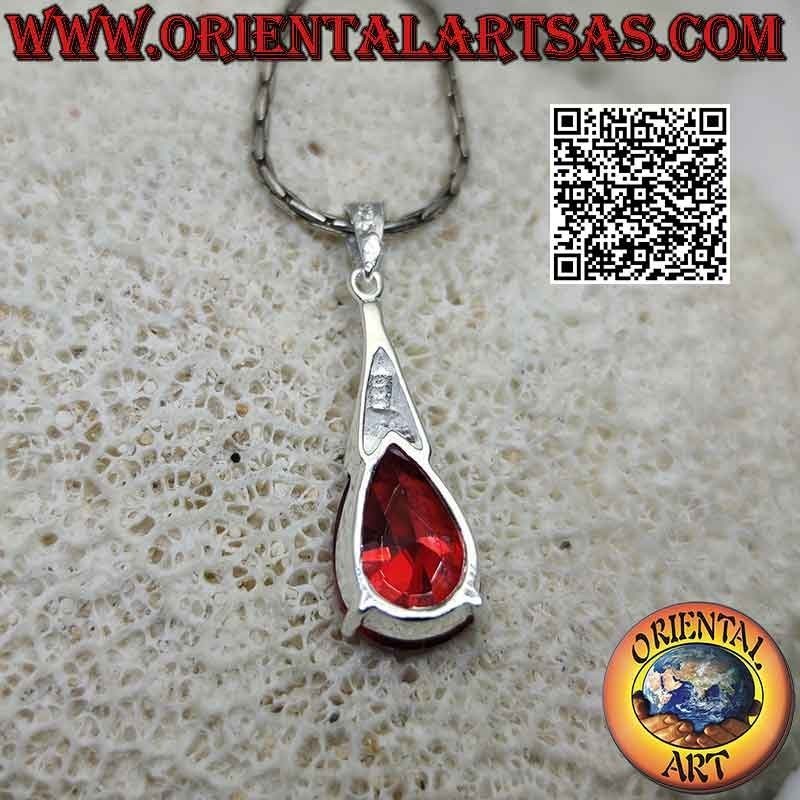 Pendentif en argent avec grenat ovale à facettes et crochet allongé