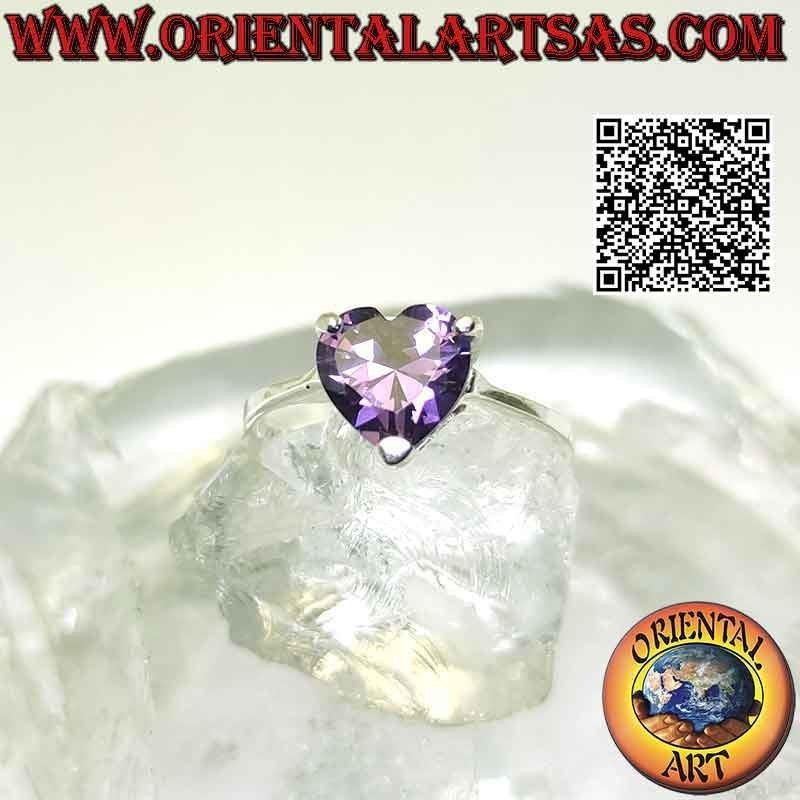Rhodinierter Silberring mit synthetischem Amethyst mit erhabenem Herzbesatz und darunterliegendem Loch