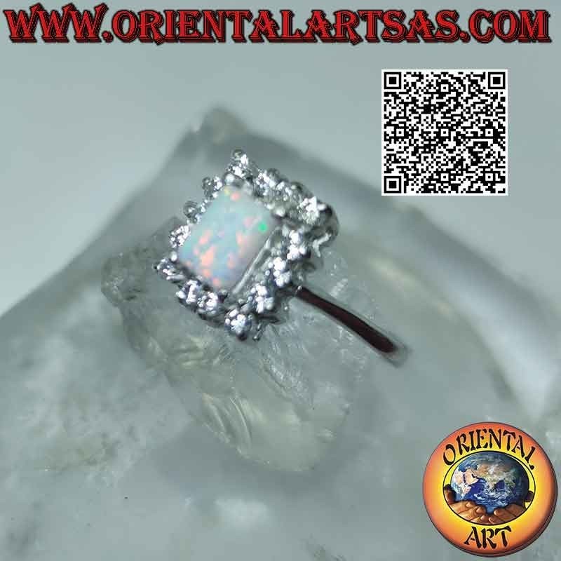 Silberring mit rechteckigem Harlekin-Opal und weißen Zirkonen