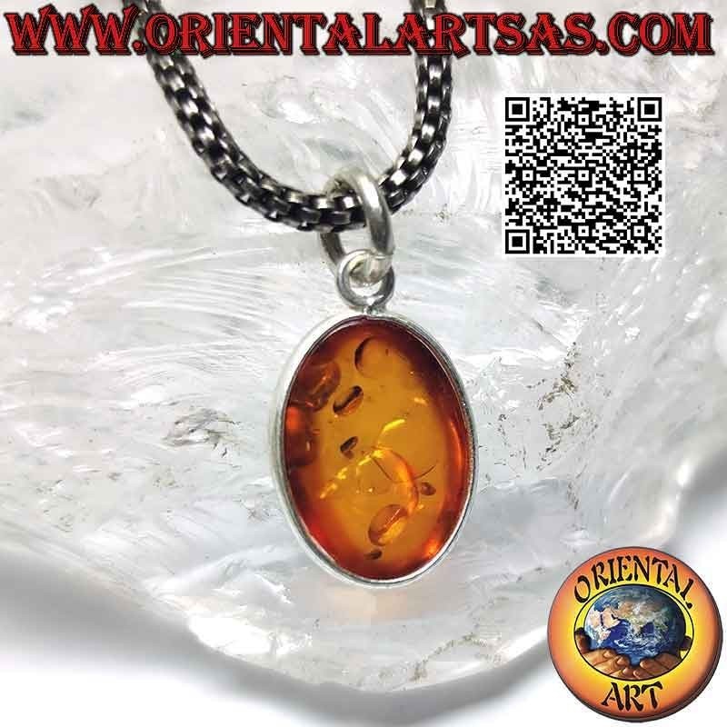 Pendentif ovale en ambre naturel de la Baltique et crochet en argent 925‰