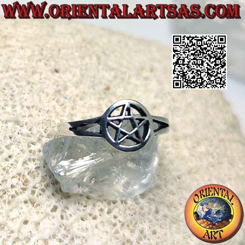 Silberring mit glattem Pentagramm im flachen Kreis