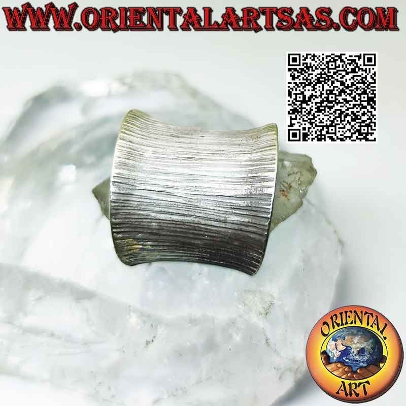 Anneau large concave avec gravures verticales en argent Karen, réglable