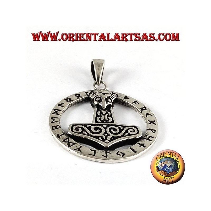 pendentif en argent, marteau de Thor dans le cercle runique