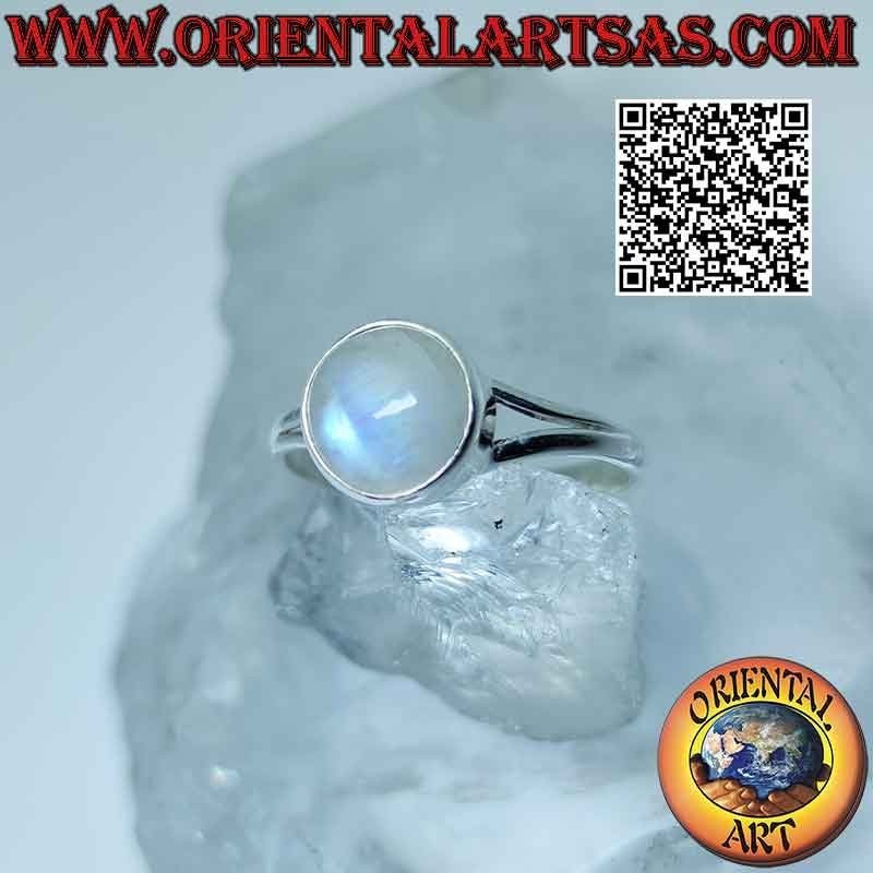 Anillo de plata con piedra lunar arcoíris redonda