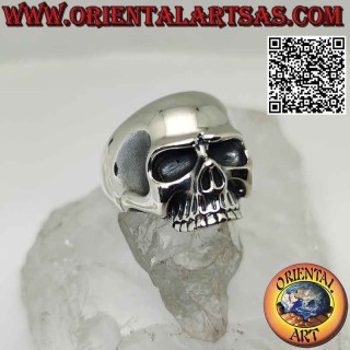 Silver ring, skull of Keith Richards (guitarist and founder of the Rolling Stones)