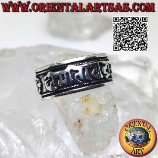 Anillo de plata con mantra tibetano OM MANI PADME HUM en relieve (tamaño libre)