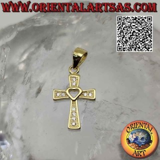 Pendentif en argent, croix chrétienne latine parsemée de zircons ronds et avec un cœur au centre (plaqué or)