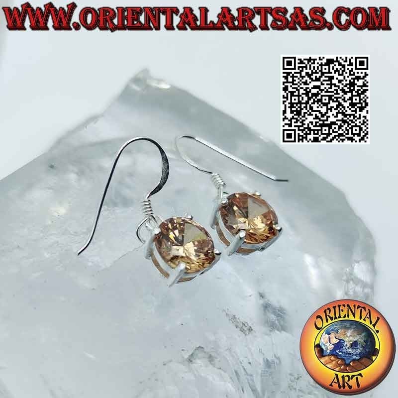 Orecchini in argento con zircone champagne tondo su montatura liscia