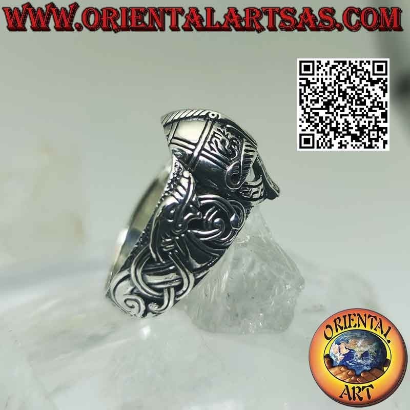 Silberring in Form eines Helms mit keltischen Gravuren (klein)