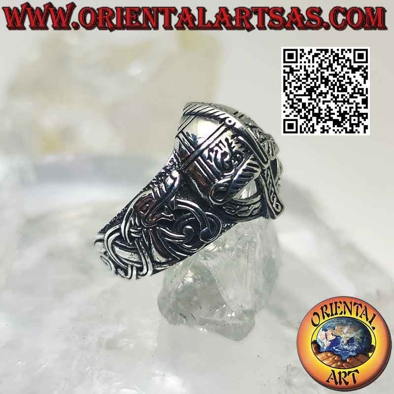 Anillo de plata en forma de casco con grabados celtas (pequeño)