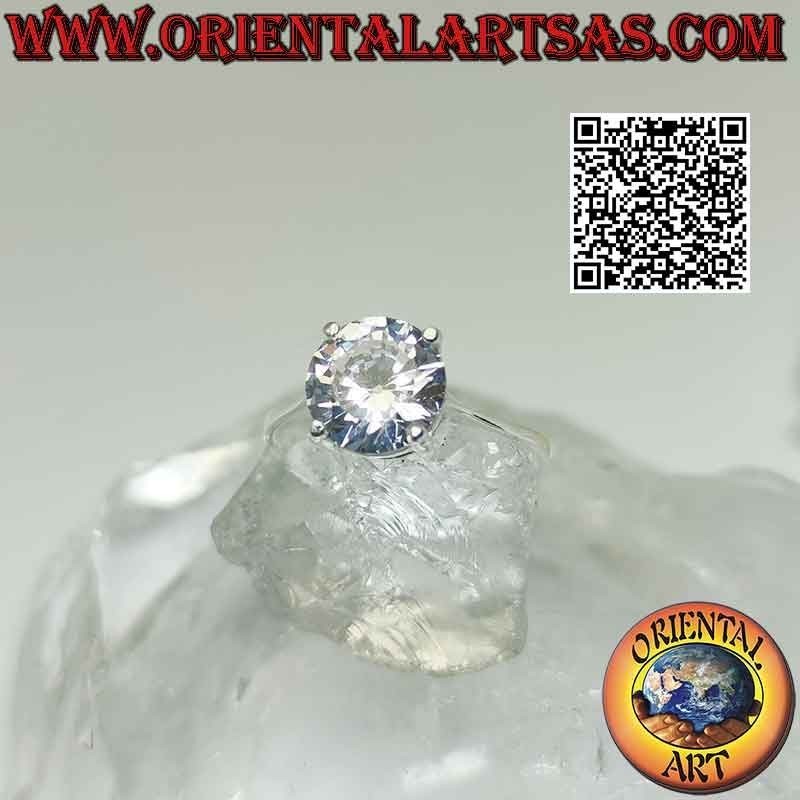 Silver ring with round faceted white zircon set in a double smooth setting (Ø 8 mm)