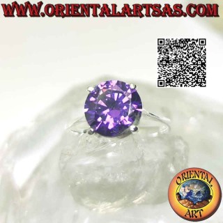 Anillo de plata con amatista sintética redonda facetada engastada en doble engaste liso (Ø 8 mm)