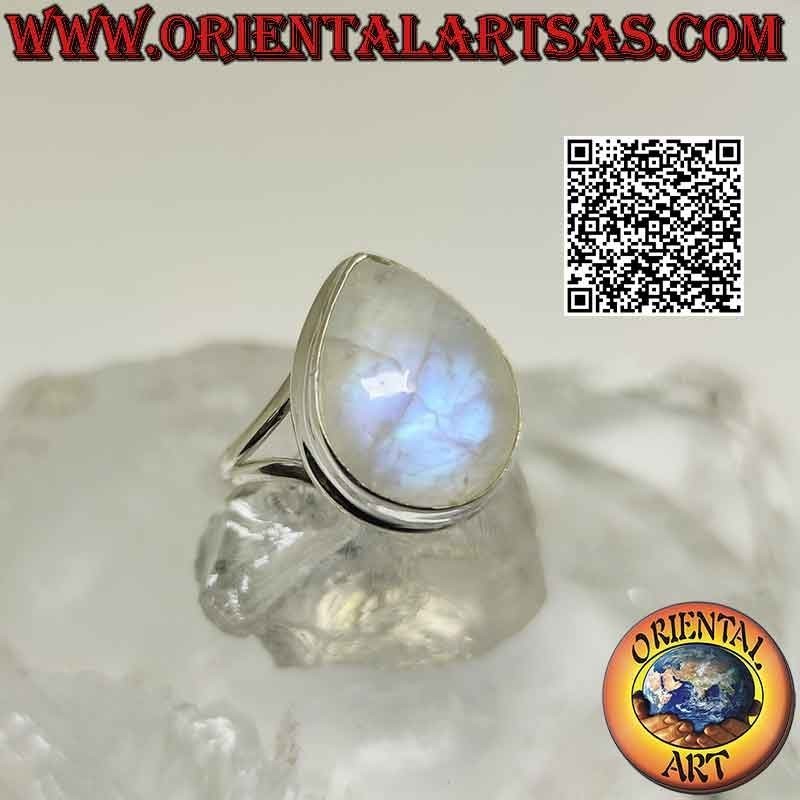 Anillo de plata con gran piedra lunar arcoíris en forma de lágrima