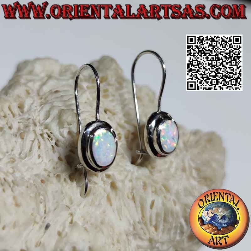 Boucles d'oreilles en argent avec opale arlequin ovale à bord lisse