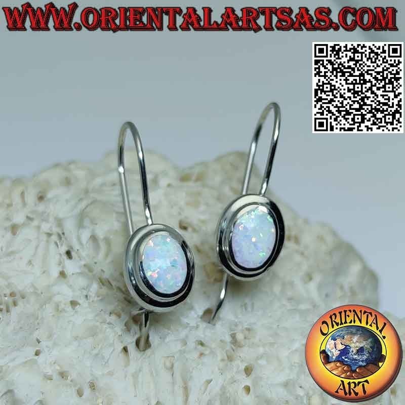 Silberohrringe mit ovalem Harlekin-Opal mit glattem Rand