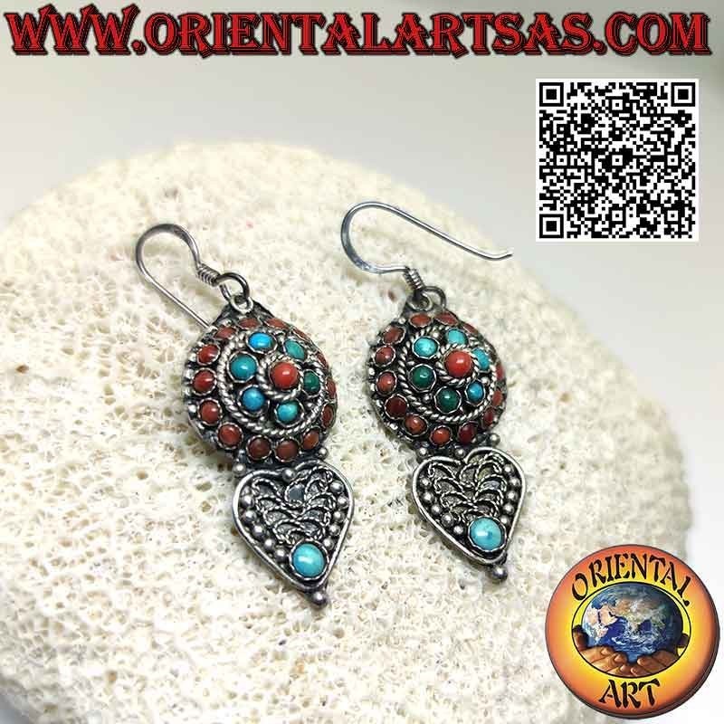Orecchini in argento, rosone con turchesi e coralli tibetani e cuore