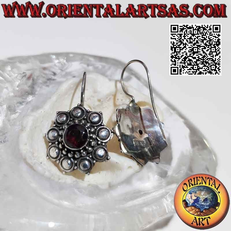 Pendientes flor de plata con bolas y discos redondos de granate