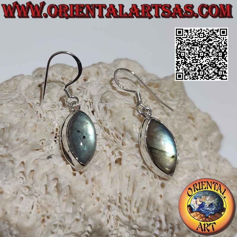 Orecchini in argento con labradorite a navetta cabochon su montatura liscia