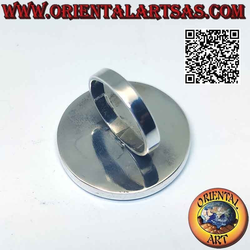 Anillo de plata escudo redondo con láminas de ágata verde y ónix