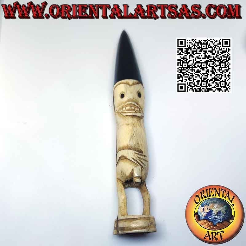 Escultura primitiva de nativo en hueso y cuerno de búfalo (16 cm)