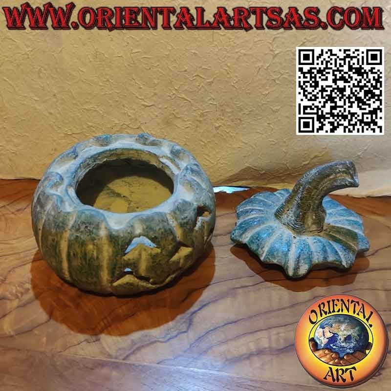 "Halloween" pumpkin-shaped box in green terracotta