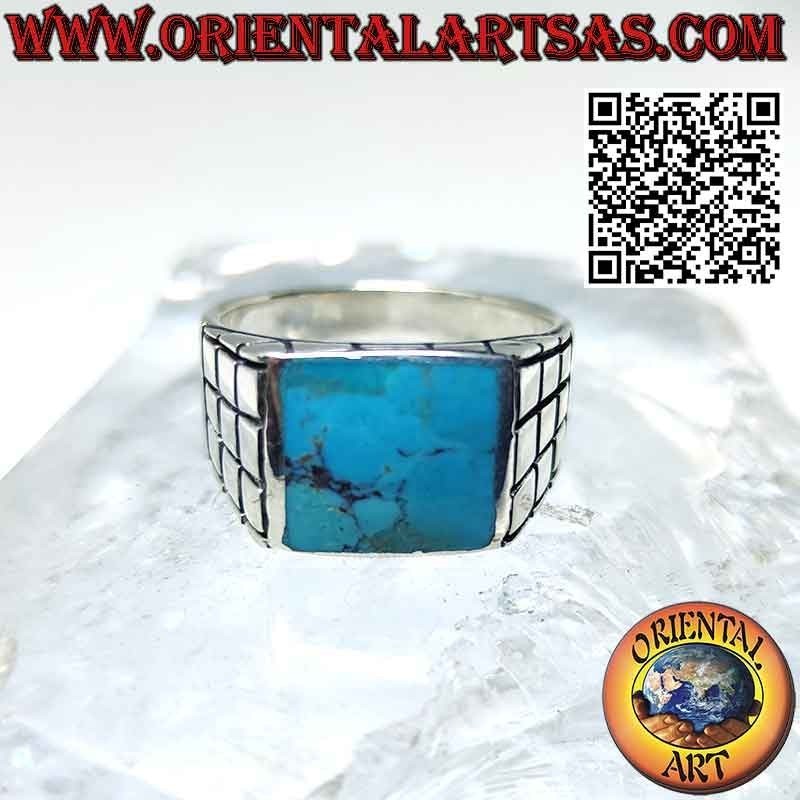 Bague en argent avec turquoise naturelle rectangulaire et carrés sur les côtés
