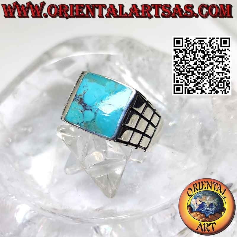 Anello in argento con turchese naturale rettangolare e quadretti sui lati