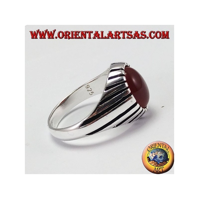 Anillo de plata (para los hombres) con cornalina ovalada