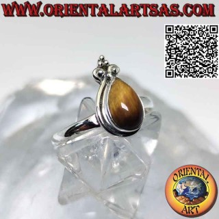 Bague en argent avec oeil de tigre en forme de larme avec bord lisse et couronne de lys