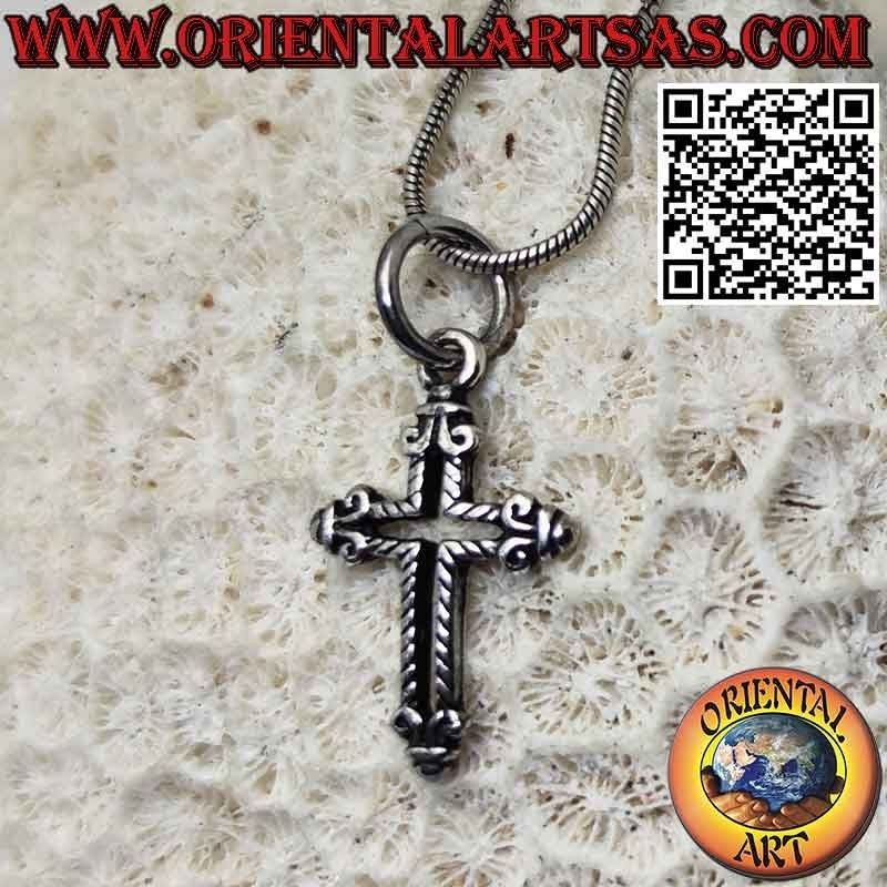 Pendentif en argent, croix chrétienne avec lys