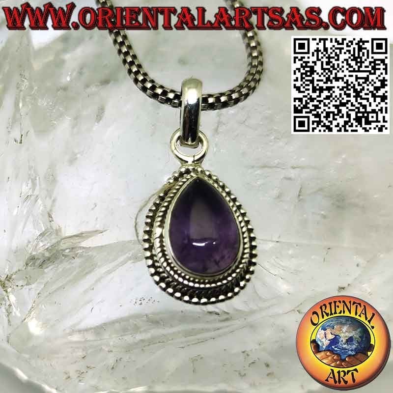 Pendentif en argent avec améthyste naturelle en forme de goutte avec des sphères sur le bord