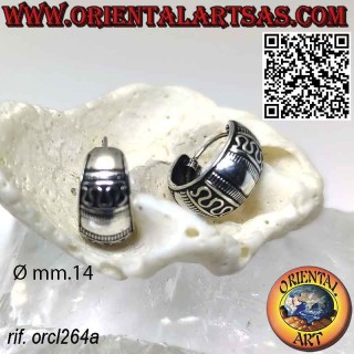 Chiseled wide circle silver earrings, 14 mm waves motif.