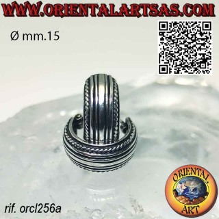 Boucles d'oreilles en argent à large cercle avec motif rayé, 15 mm. de Ø