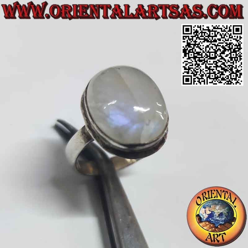 Anello in argento con pietra di luna arcobaleno ovale grande semplice