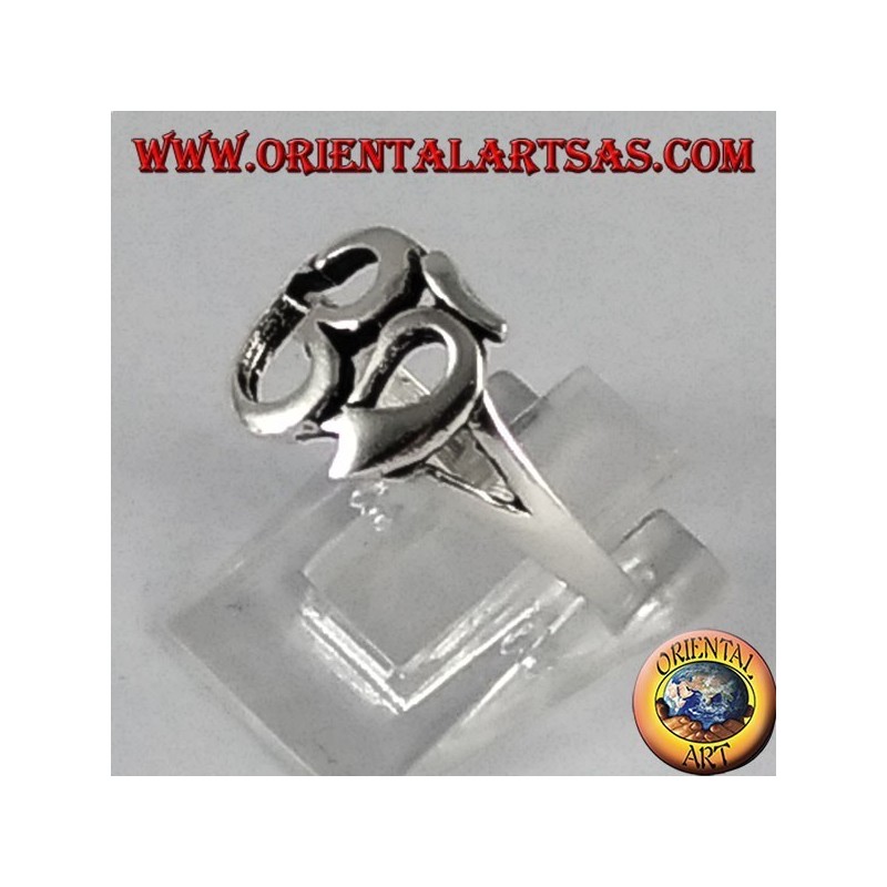 Bague en argent avec symbole sacré hindou