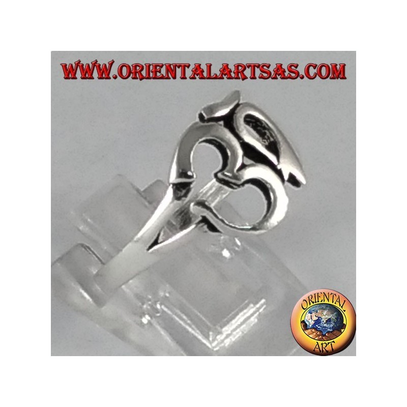 Bague en argent avec symbole sacré hindou