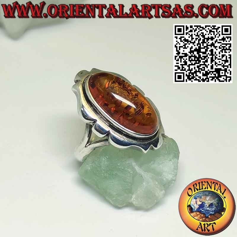 Anello in argento con ambra baltica ovale grande bordo cornice barocca