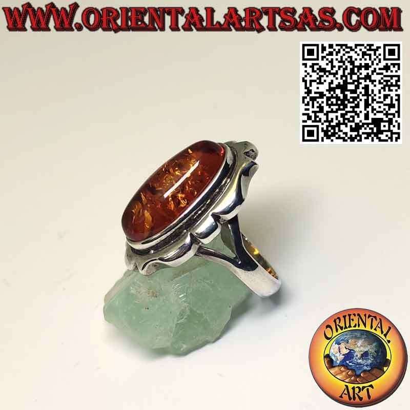 Anello in argento con ambra baltica ovale grande bordo cornice barocca