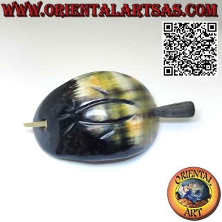 Barrette à cheveux avec bâton concave en corne de buffle et poisson gravé