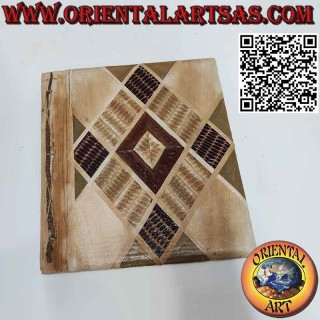 Álbum de fotos en papel natural tapa hoja rombo (35 cm)