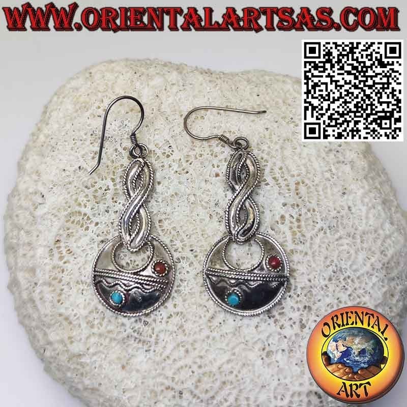 Orecchini in argento, rosone con turchesi e coralli tibetani e cuore